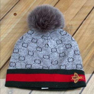 Mitchie’s 100 wool Gray and  fox Pom-Pom Beanie